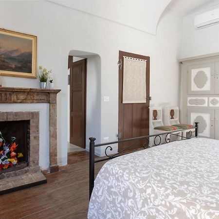 Casa Cecilia Daire Santo Stefano Belbo Dış mekan fotoğraf