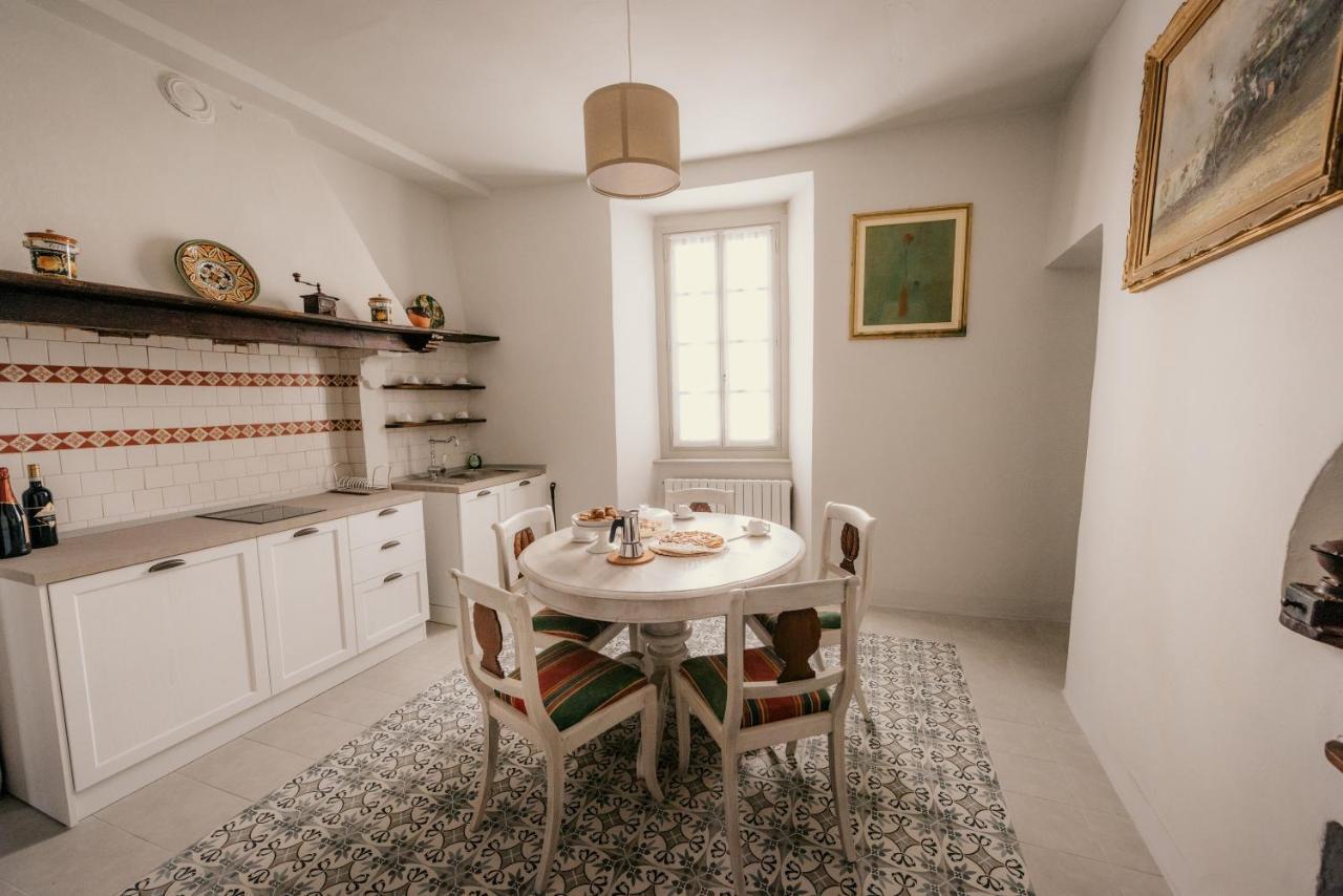 Casa Cecilia Daire Santo Stefano Belbo Dış mekan fotoğraf